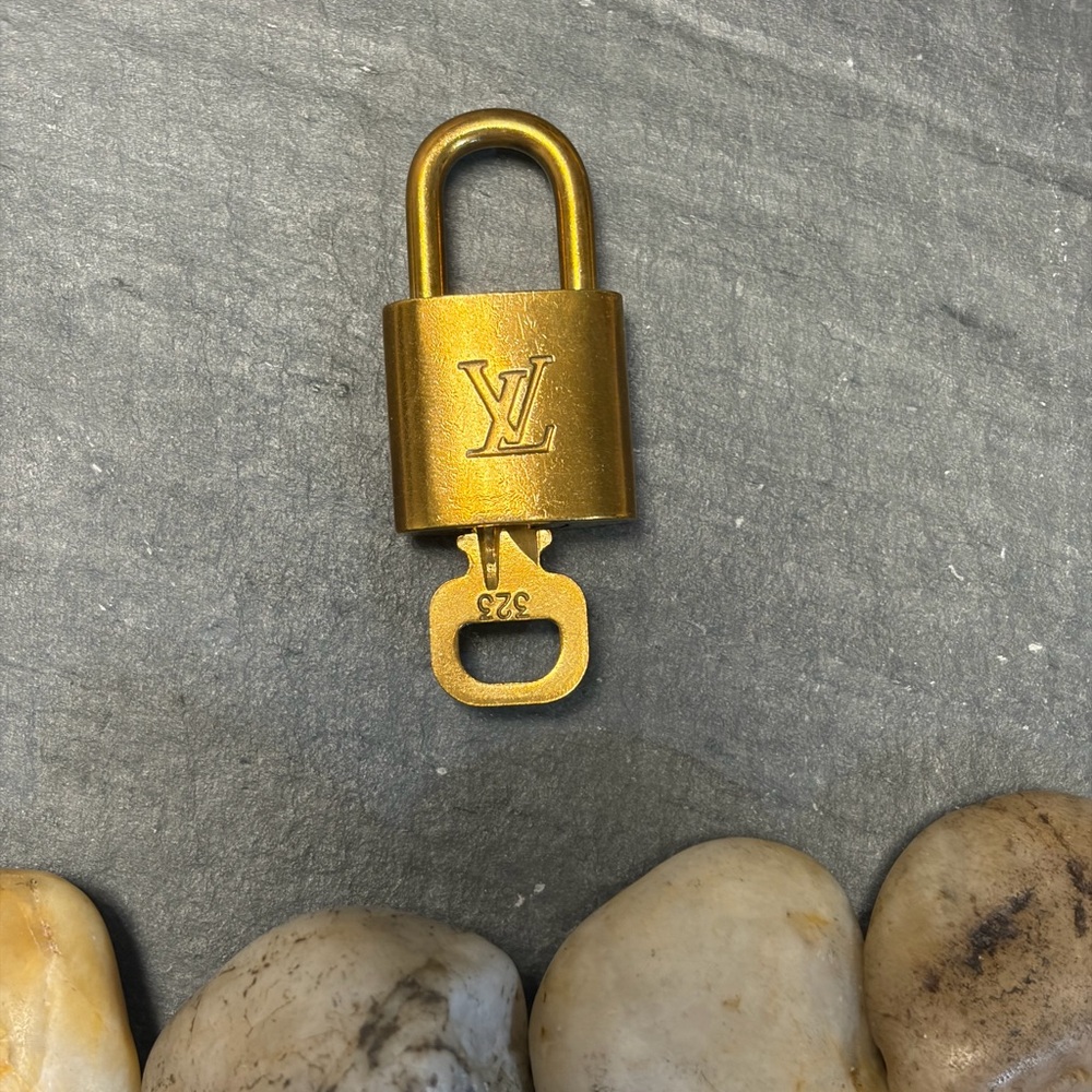 Louis Vuitton Luxurious Gold Lock with Key